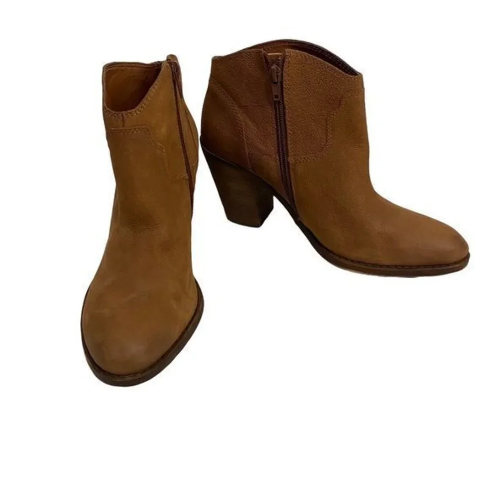 Lucky Brand Eller Honey Suede Ankle Bootie Size 10